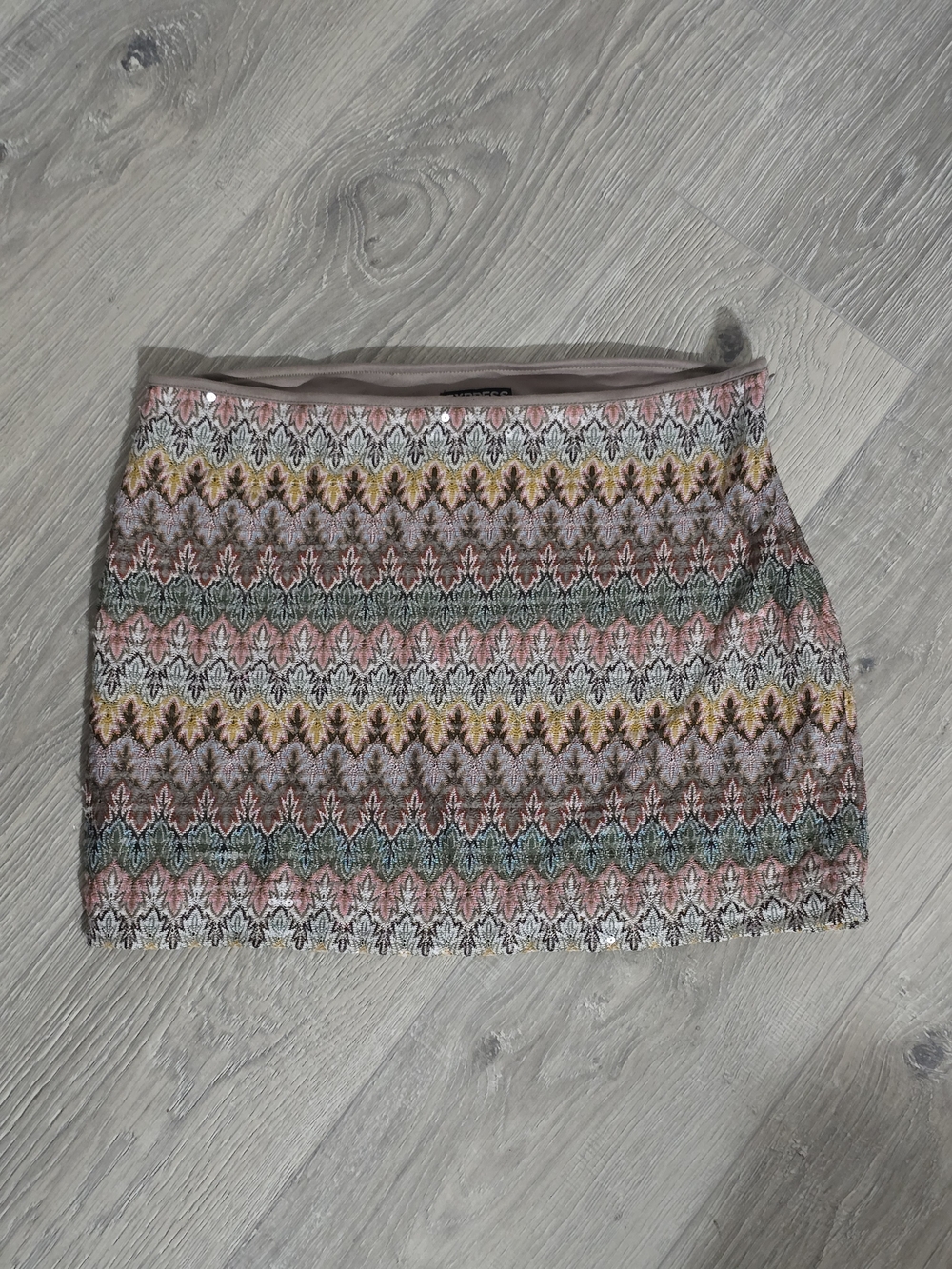 Textured Multicolor Knit Sequin Mini Skirt - Pink Accent